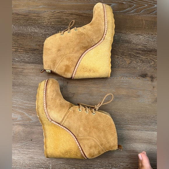 TORY BURCH Vicki Womens 6 Booties Wedge Ankle Boots Camel Suede Boho Lace Up - Picture 5 of 12
